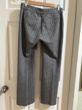 New York & Company Ladies Herringbone Gray Pants